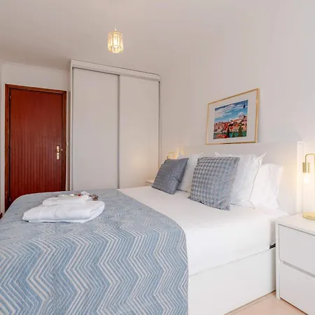 Apartman Bright & Spacious Flat With Balcony By Hostwise Matosinhos